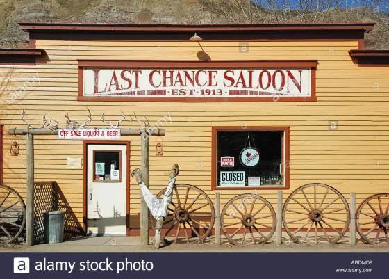 the-last-chance-saloon-is-a-glimpse-of-the-old-west-in-wayne-alberta-ARDMD9